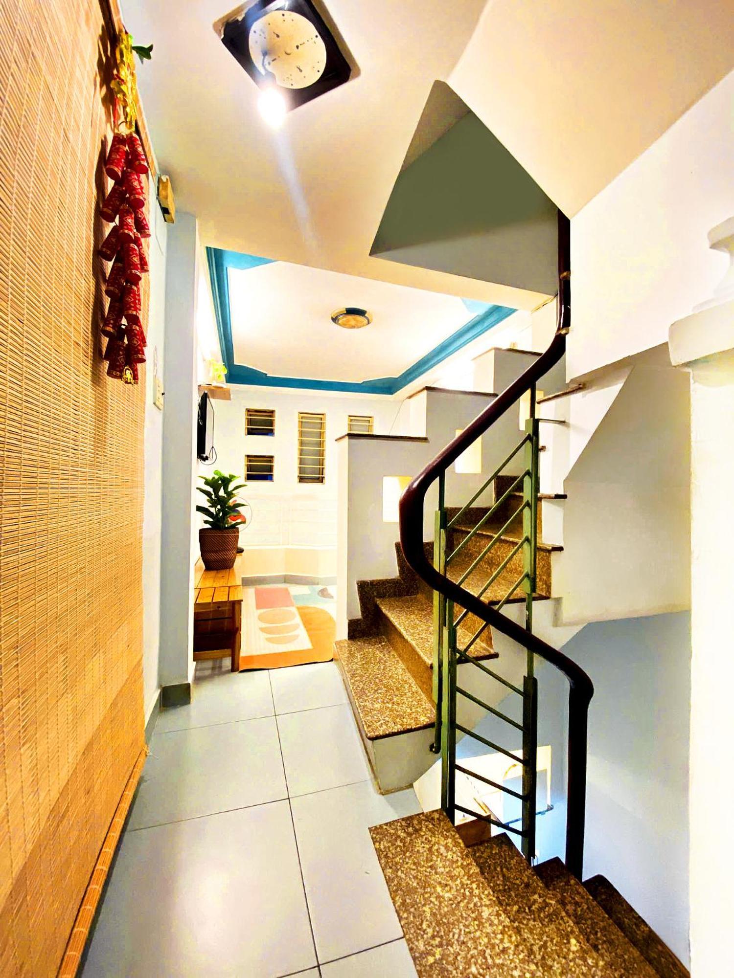 Nau's - Nha Pho 4 Tang Yen Tinh, Am Cung Căn hộ *