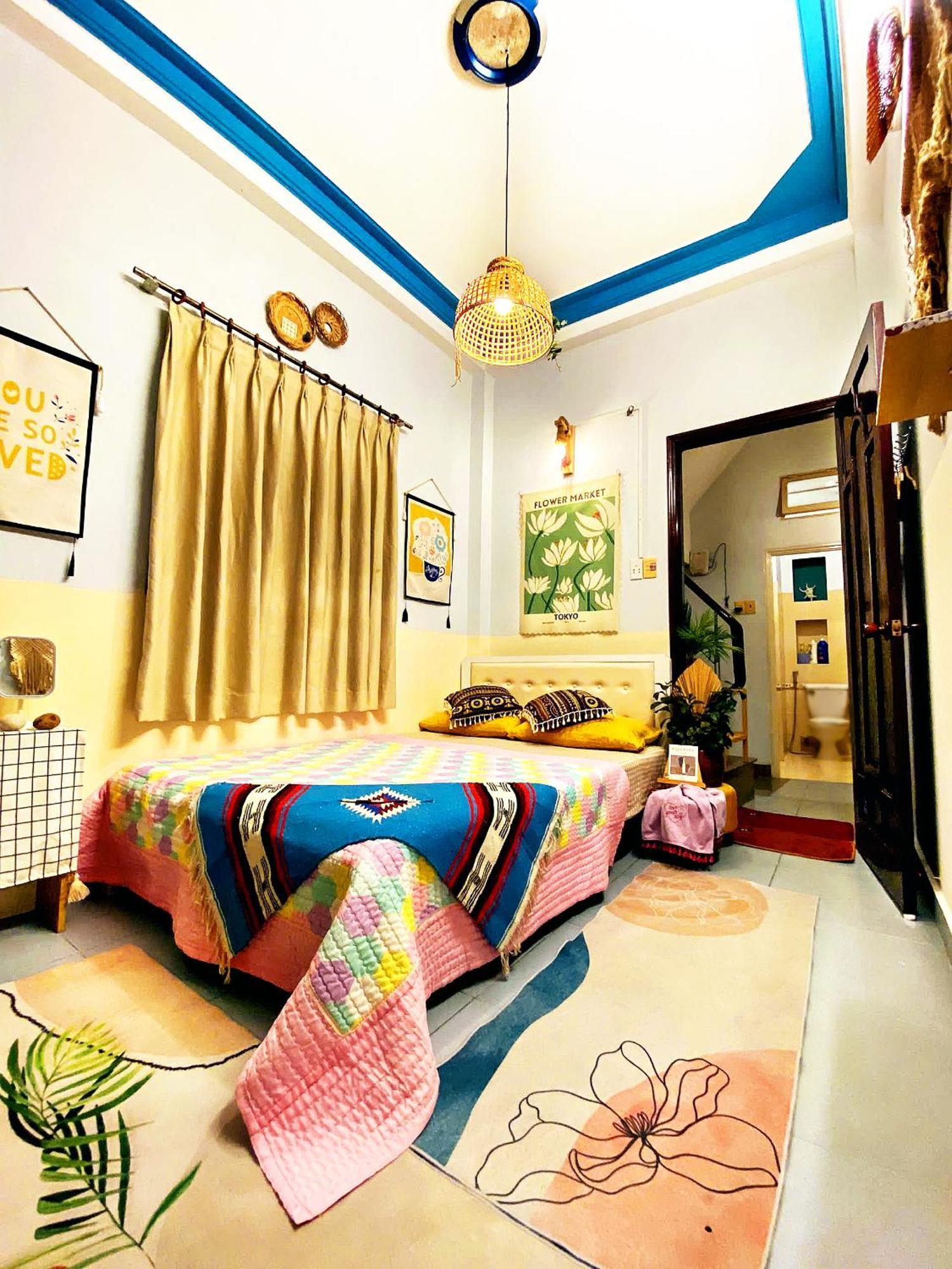 Nau's - Nha Pho 4 Tang Yen Tinh, Am Cung *